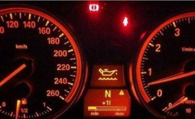 ​有机油但是机油灯亮是怎么回事