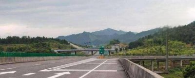 ​高速超速10不到20怎么处罚