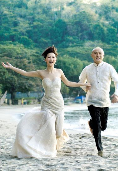 52岁张卫健近照,妻子流产两次,亲弟弟却还控告他!