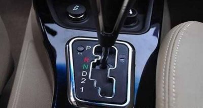 ​自动挡车启动的正确操作步骤