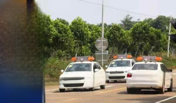 没考驾照的人能开卡丁车吗-