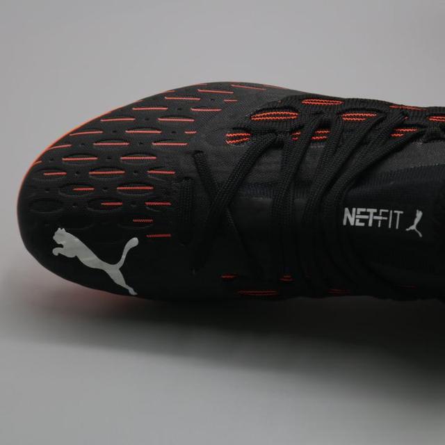 PUMA的Ultra和Future中端版本的细节图-