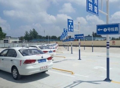 ​学车学自动挡和手动挡哪个好