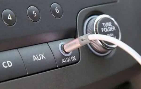 aux是什么意思车上的-