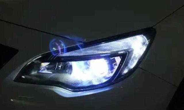 汽车大灯翻新方法-