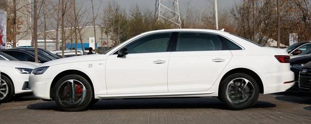 奥迪a4l保养费用是多少-