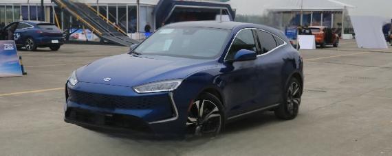 赛力斯sf5是哪个汽车品牌？-