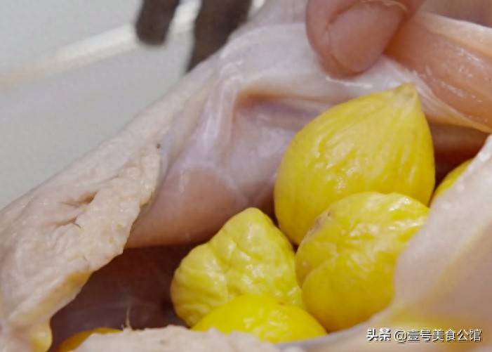 叫花鸡的居家做法,软烂脱骨,简单营养,老少皆宜的美食