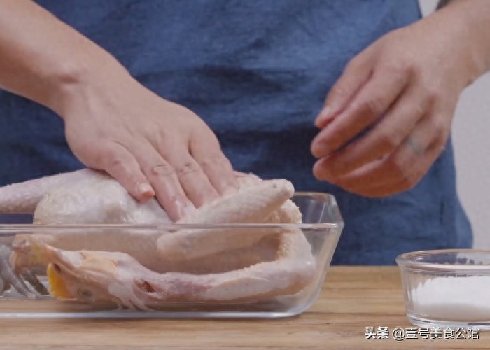 叫花鸡的居家做法,软烂脱骨,简单营养,老少皆宜的美食