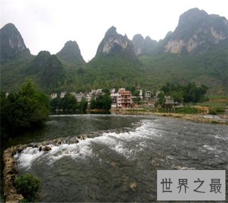 为何长寿村的人们都这么长寿，探索人们长寿的秘密。