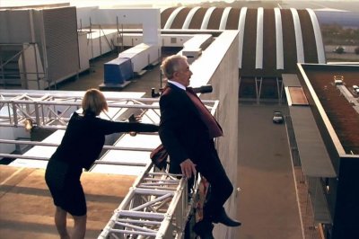 ​英国人性实验：心理学家只用72分钟，就层层设局把好人变为杀人犯