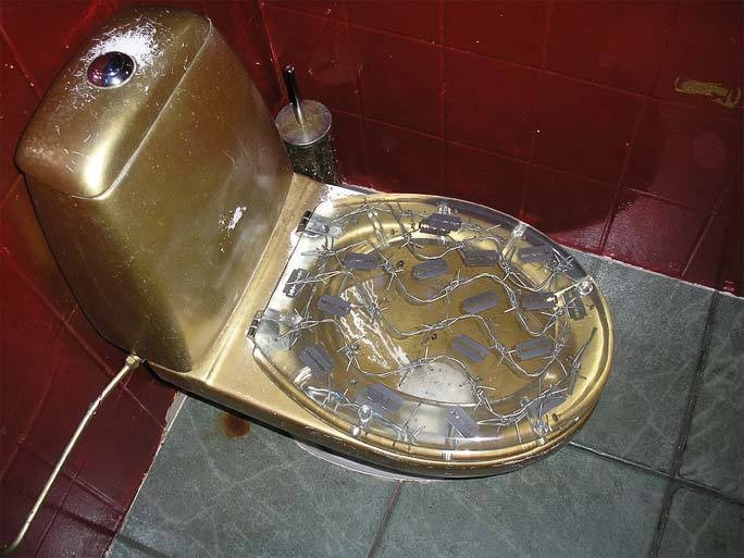 盘货天下上最出格的茅厕