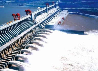 ​1994年修建三峡大坝，九位专家拒绝签此方案，如今他们是否后悔？