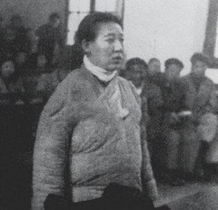 ​川岛芳子美貌绝伦？军统特工回忆：全身有针孔，就是个老婆子