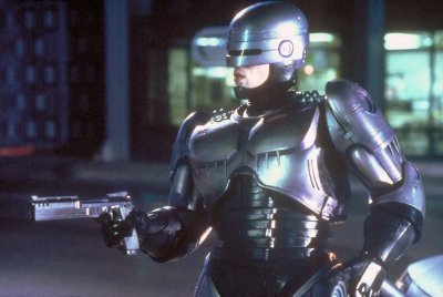 ​2006年，《本能》导演拍出欧洲版《色戒》，尺度过大被删减35分钟