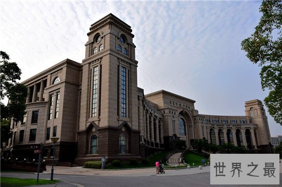 高考直通车中国名校推荐 报考志愿不用发愁