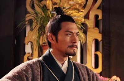 ​明朝唐顺之,官场失意时就潜心治学,外敌入侵时则勇敢上战场