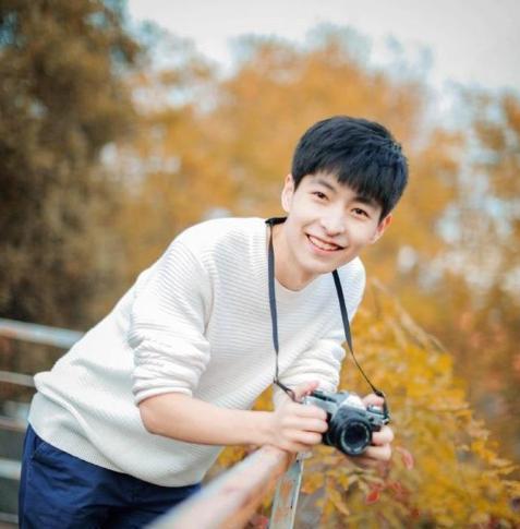 他是史上最帅的高考状元，北大校草，长相酷似杨洋，他就是郭文韬