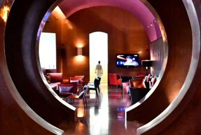 ​太能骗了，他在豪华酒店“骗住” 603 晚……