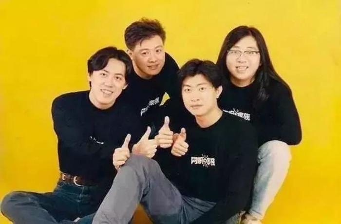 他因女儿太美走红网络：现在的国民岳父，曾经的情歌王子