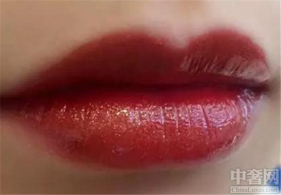 阿玛尼唇釉哪个色最火 让你气质更佳