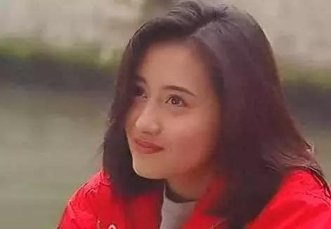 被称最美琼瑶女郎，师兄撞鬼被阿星吹裙子，如今43岁依然风采依旧