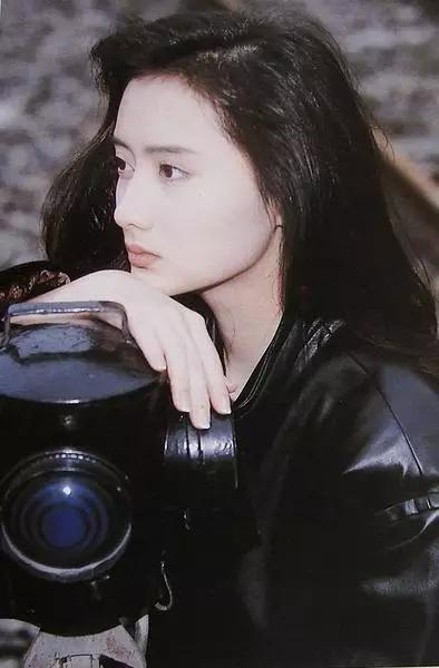 被称最美琼瑶女郎，师兄撞鬼被阿星吹裙子，如今43岁依然风采依旧