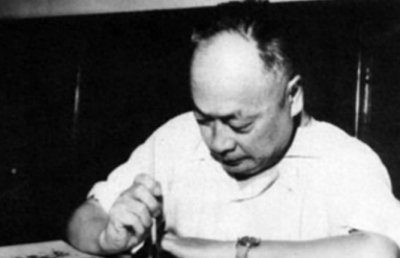 ​陈毅幼子陈小鲁：娶粟裕之女为妻 46岁从上校转业，下海经商！