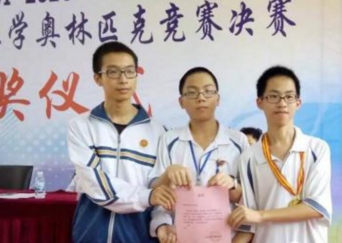 他19岁拿下《最强大脑》脑王，清华大学为录取他降分至一本线？