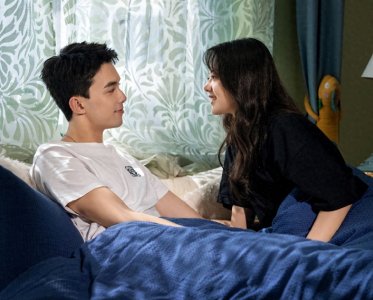 ​在暴雪时分，女主只是恋爱工具人，所有高光全给了男主