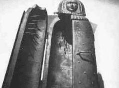 “铁处女”被称为中世纪最可怕的死亡刑具，看后别害怕