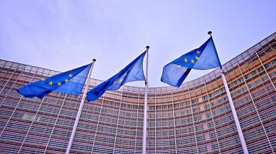 ​取消出差、招待会，欧盟对外行动署被令“勒紧裤腰带”