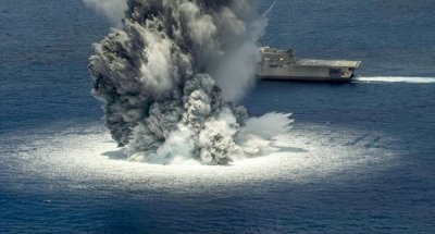 ​深水炸弹，为什么会成为潜艇的噩梦，它的威力到底来自哪里？