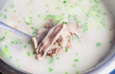 ​炖羊肉汤，忌讳放这2种调料品，否则汤不鲜肉难吃，越炖越膻