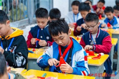 ​新晃学子参加2024年首届科技体育运动会获佳绩