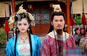 覃文静诡替身图片 揭秘诡替身中的所有吻戏