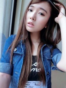 ​美图分享：清纯校花，日常生活照，靓丽迷人