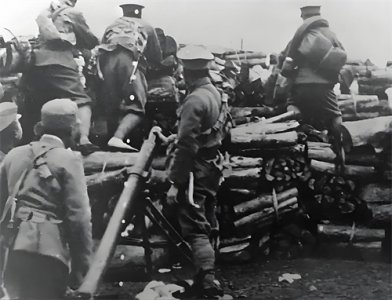 ​“一二八”事变：历史的硝烟与当下的思考