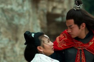 ​吕布戏貂蝉的年限于今多少年