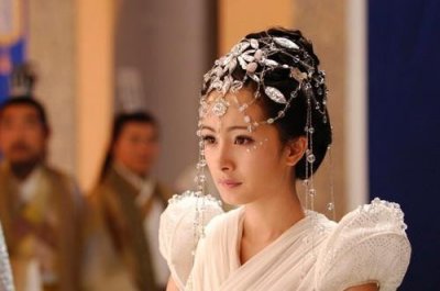 ​金扫帚奖杨幂封后 818杨幂整容演技差等黑历史