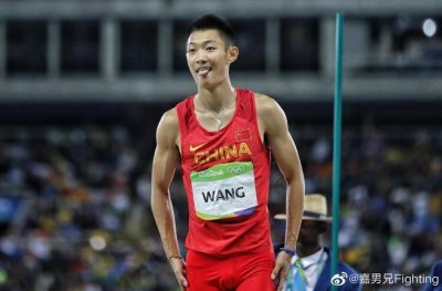 ​最后一跳逆袭摘金！7年前就创造亚洲跳远历史的中国天才再次封神