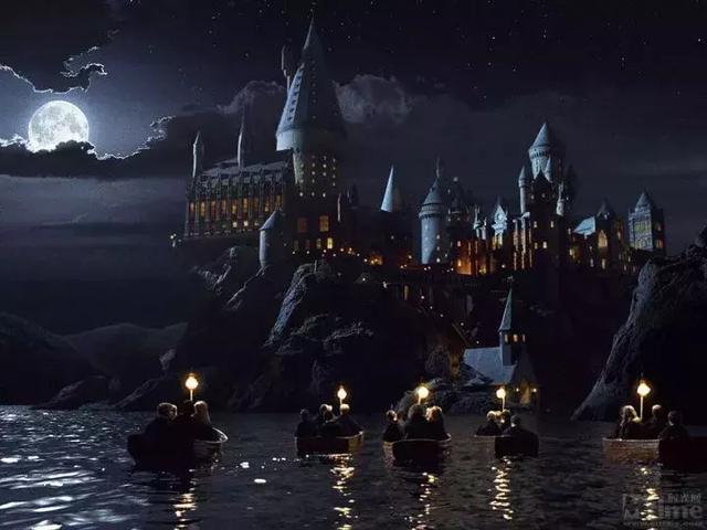 霍格沃茨是什么时候开学（霍格沃茨开学了）(70)