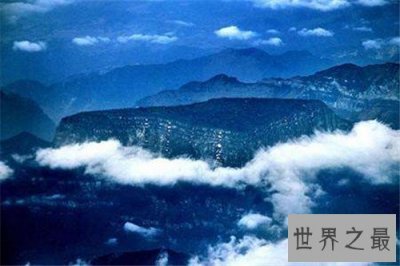 ​瓦屋山迷魂凼在什么地方 常出现奇异事件令人惊恐