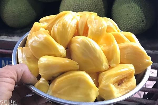 菠萝蜜为什么不甜 可能是没熟