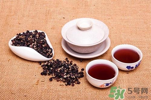 黑枸杞可以天天喝吗？黑枸杞泡水一天喝几次