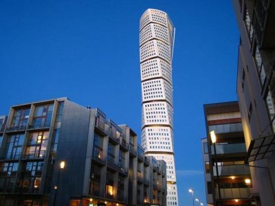 ​建筑也疯狂！全球十大旋转摩天楼，别别扭扭往上长，看看啥样