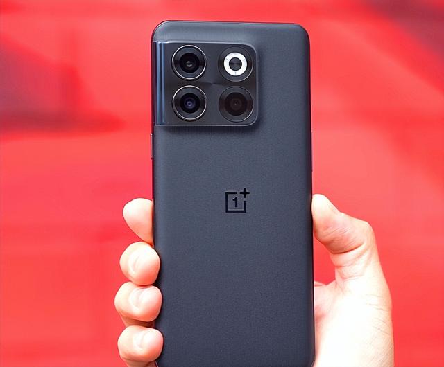 现在哪款手机耐用实用（这5款手机优缺点很明显）(1)