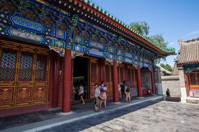 和珅的宅邸恭王府，一座恭王府，半部清代史，清代规模最大王府