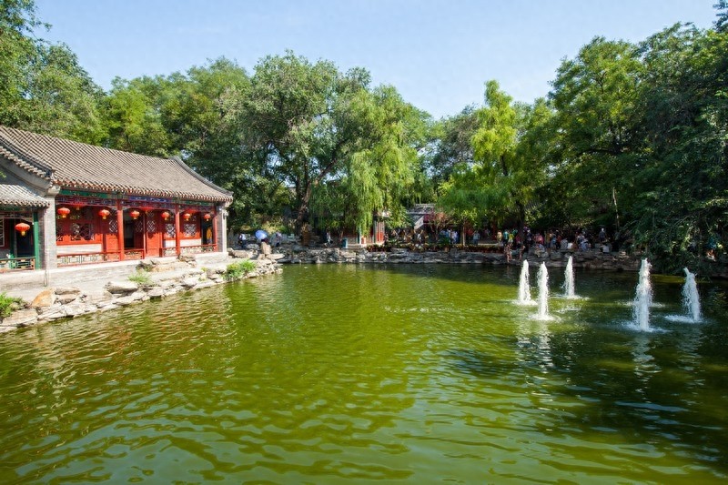 和珅的宅邸恭王府，一座恭王府，半部清代史，清代规模最大王府