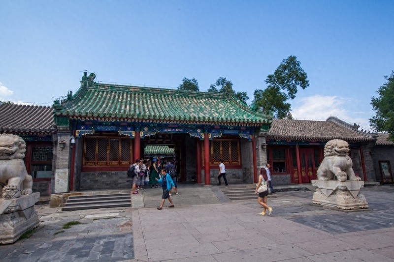 和珅的宅邸恭王府，一座恭王府，半部清代史，清代规模最大王府